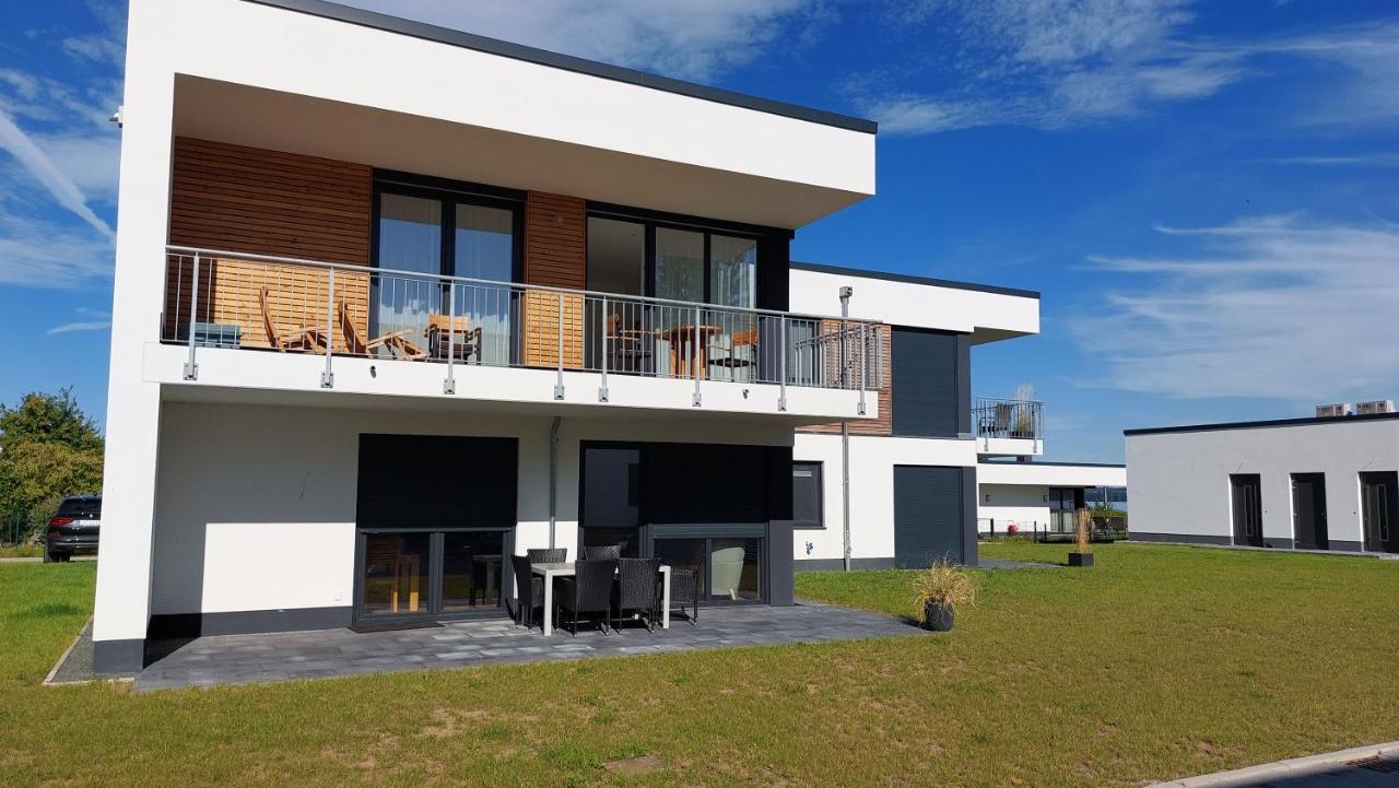 Hangar 19 Wohnung Seerose 2-3 Schwerin  Exterior photo